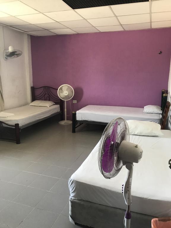 Hostel Mundo Maya 칸쿤 외부 사진